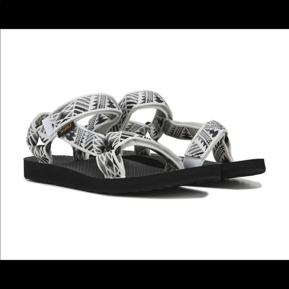 NWT TEVA Women's Original Universal Sandals